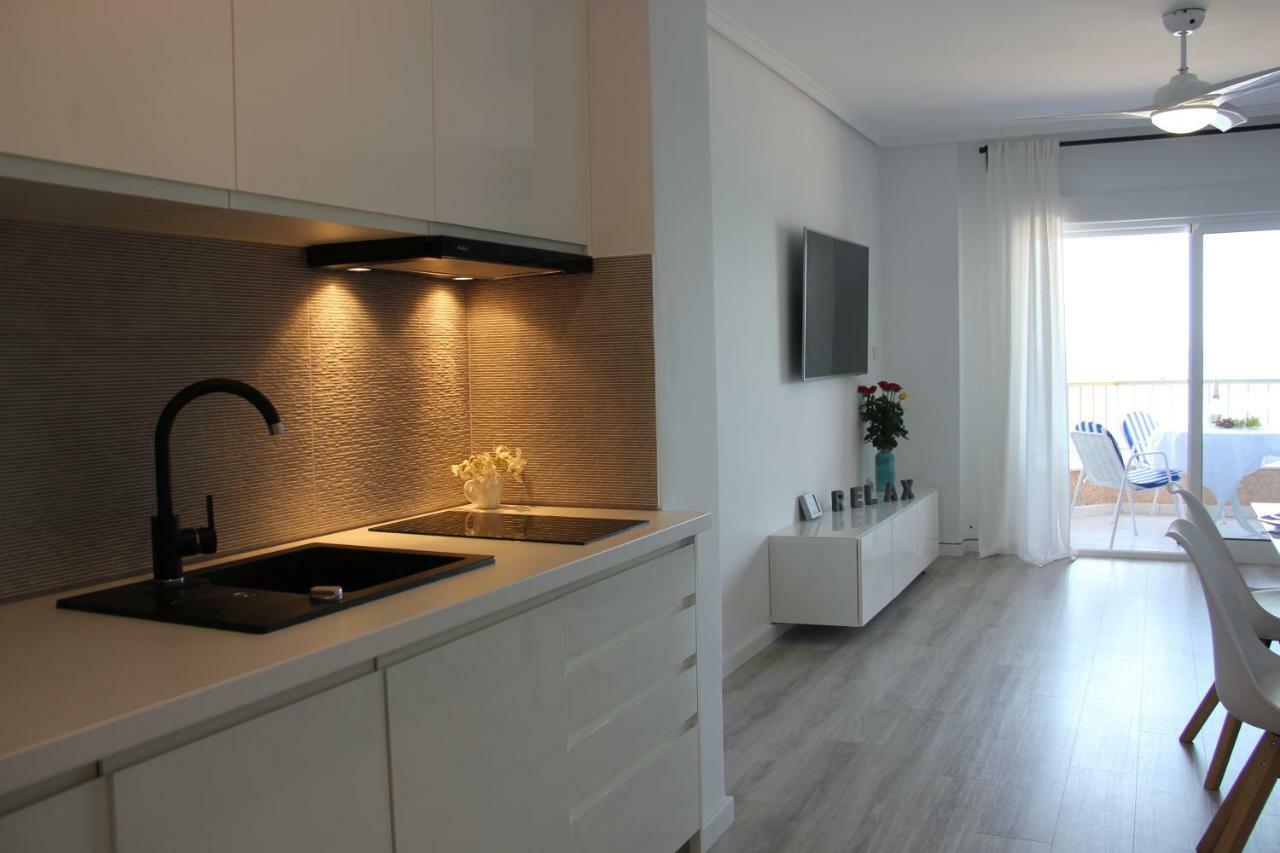 Vip, First Line,Sea View, Beach Daire Torrevieja Dış mekan fotoğraf
